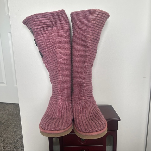 Y2K “UGG Australia” Pink Knitted Classic Cardy Button-up Boots - Picture 3 of 8